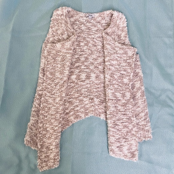 Kenzie Lezlie Fuzzy Textured Sleeveless Cardigan size S - Picture 3 of 10